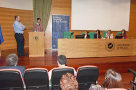 Presentación del catálogo de la exposición "Malaqa, entre Malaca y Málaga". Rectorado. ...