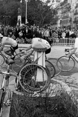 Málaga. Etapa de la X Vuelta Ciclista a Andalucía. Febrero, 1963.