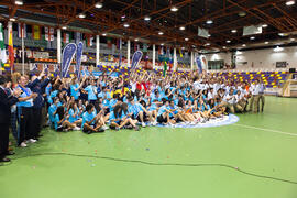 Equipos ganadores y voluntarios. Acto de clausura y entrega de medallas. 14º Campeonato del Mundo Universitario de Fútbol Sala 2014 (FUTSAL). Antequera. Julio de 2014