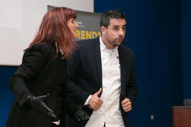 Representación previa a la conferencia de Josef Ajram. Seminario "Emprende 21". Paraninfo. Noviembre de 2017