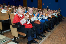 Asistentes a la investidura como Doctores "Honoris Causa" por la Universidad de Málaga de Miquel Roca i Junyent y Miguel Herrero y Rodríguez de Miñón. Paraninfo. Diciembre de 2024