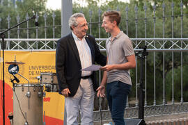 Entrega diplomas acreditativos del Centro Internacional de Español. Welcome to UMA. Bienvenida a los alumnos de intercambio internacional de la Universidad de Málaga. Jardín botánico. Octubre de 2019