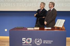 Miguel Porras y Francisco José Andrade. Toma de posesión de nuevos catedráticos y profesores titulares de la Universidad de Málaga. Paraninfo. Diciembre de 2022
