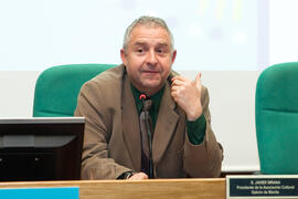 Javier Wrana en la presentación del documental 'El idioma español en Filipinas'. I Encuentro Hisp...