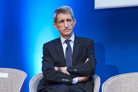 José Manuel Domínguez. Entrega de la distinción "Oikonomos" de la Facultad de Ciencias Económicas y Empresariales de la Universidad de Málaga. Paraninfo. Diciembre de 2024