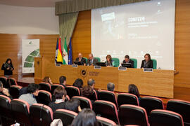 Mesa presidencial. Inauguración de la reunión de la Conferencia de Decanos de Economía y Empresa....