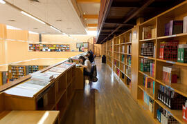 Biblioteca de Ciencias de la Educación y Psicología "José Manuel Esteve". Campus de Tea...