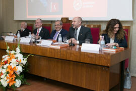 Intervención de Eugenio Luque. Presentación de la memoria del 50 Aniversario de la Facultad de Ec...