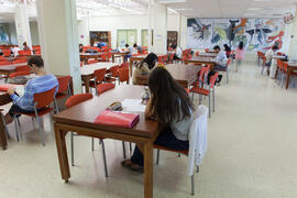 Biblioteca de Ciencias Económicas y Empresariales. Campus de El Ejido. Octubre de 2012