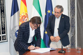 Toma de posesión de Bartolomé Mora Serrano como nuevo catedrático de Arqueología de la Universidad de Málaga. Edificio del Rectorado.  Julio de 2016
