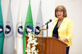 Adelaida de la Calle en el homenaje al personal que cumple 25 años al servicio de la Universidad ...