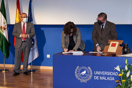 Toma de posesión de María Cristina Toledo Báez como nueva profesora titular del Área de Traducció...