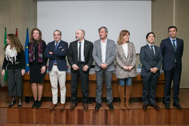 Foto de grupo tras la entrega de premios de la X Olimpiada de Economía. XI Jornadas Andaluzas de ...