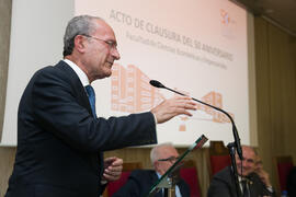 Francisco de la Torre en la clausura del 50 Aniversario de la Facultad de Económicas. Facultad de...