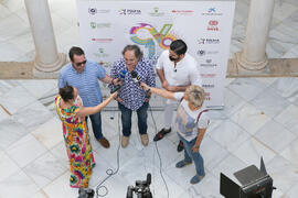 Manu Sánchez y Selu García Cossío. Curso "30 años de Carnaval de Cádiz, máximo exponente del...