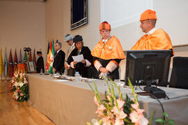 Investidura como Doctor "Honoris Causa" de D. Jaime Gil Aluja por la Facultad de Económicas de la Universidad de Málaga. Paraninfo. Noviembre de 2014