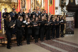 Concierto de Navidad de la Coral Sancti Petri homenaje a la Facultad de Económicas. Iglesia de los Mártires. Diciembre de 2015