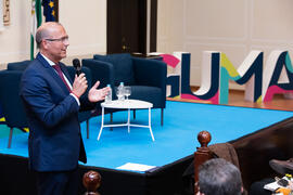 José Pablo Lara Muñoz presenta la conferencia "Dialogando para desmontar mitos sobre nutrici...