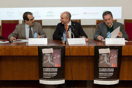 Intervención de Eugenio Luque. VIII Jornadas Andaluzas de Enseñanza de Economía: ponencia de Emilio Ontiveros Baeza. Facultad de Ciencias Económicas y Empresariales. Málaga. Febrero de 2015