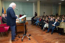Intervención de Francisco González Fajardo. Nombramiento de José Sánchez Maldonado como Alumno de Honor de la Facultad de Ciencias Económicas y Empresariales. Facultad de Ciencias Económicas y Empresariales. Diciembre de 2019