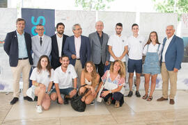 Foto de grupo. Presentación del I curso de verano "Mares de Andalucía". Puerto de Málag...