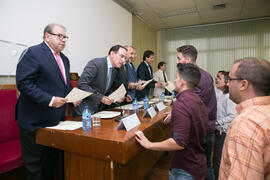 Entrega de diplomas acreditativos. Primer encuentro "10Graduadxs10". Facultad de Cienci...