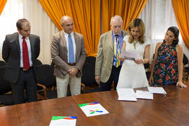 Entrega de Becas de la Cátedra Santander de Responsabilidad Social Corporativa. Facultad de Ciencias Económicas y Empresariales. Julio de 2015