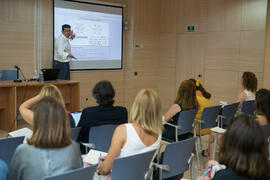 Taller «Nuevos modelos de distribución turística». Curso "Las viviendas de uso turístico: ha...