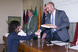 Entrega de mención especial. Facultad de Ciencias Económicas y Empresariales. Junio de 2018