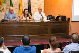 Intervención de Elsa Marina Álvarez en la presentación del curso "La medicina del futuro a debate". Cursos de Verano de la Universidad de Málaga. Málaga. Julio de 2018