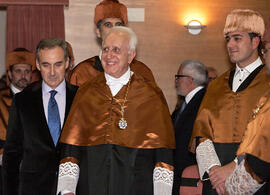 Investidura como Doctor "Honoris Causa" de D. Javier Aracil Santonja por la Escuela Técnica Superior de Ingeniería Industrial de la Universidad de Málaga. Rectorado. Diciembre de 2013