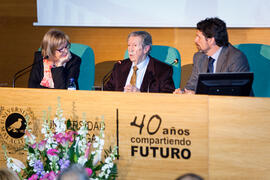 Encuentros con Cultura: Manuel Alcántara. Edificio del Rectorado. Marzo de 2013