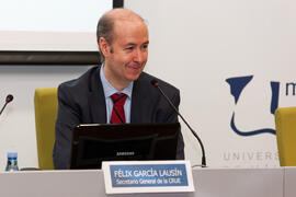 Lectura del informe del Secretario General. X Pleno del Consejo Universitario Iberoamericano (CUIB) de la Universidad de Málaga. Rectorado. Marzo de 2012