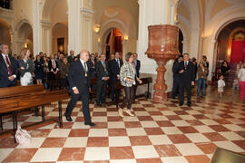 Asistentes a la misa de Lunes Santo. Iglesia de San Agustín. Abril de 2014