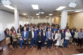 Foto de grupo. Toma de posesión de Ana José Cisneros Ruiz como nueva decana de la Facultad de Ciencias Económicas y Empresariales de la Universidad de Málaga. Campus de El Ejido. Enero de 2025
