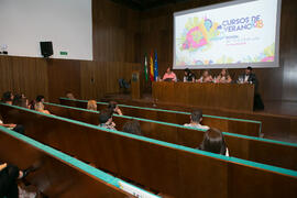 Mesa redonda: "Periodismo deportivo en la actualidad". Curso "Información y Comuni...