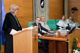 Investidura como Doctor "Honoris Causa" de D. Antonio Bonet Correa por la Universidad d...