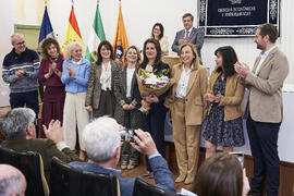Foto de grupo. Toma de posesión de Ana José Cisneros Ruiz como nueva decana de la Facultad de Ciencias Económicas y Empresariales de la Universidad de Málaga. Campus de El Ejido. Enero de 2025