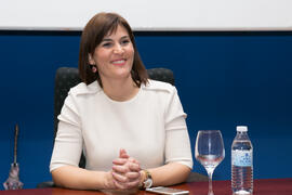 Mónica Hernández en la graduación de Másters de la Facultad de Ciencias Económicas y Empresariale...