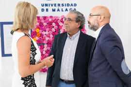 Katia Westerdahl, José Ángel Narváez y Giovanni Caprara tras la graduación de alumnos del CIE-UMA...