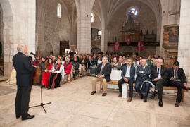 Javier Ramírez presenta el documental "Kristina, princesa de Noruega" en su estreno. Covarrubias, Burgos. Octubre de 2015