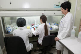 Personal e instalaciones del Departamento de Farmacología. Facultad de Medicina. Noviembre de 2015