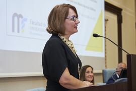 Discurso de Yolanda García Calvente. 50 Aniversario de la Facultad de Medicina de la Universidad ...