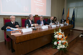 Mesa presidencial. Presentación de la memoria del 50 Aniversario de la Facultad de Económicas. Fa...