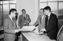 Málaga. Entrega de diplomas en la Escuela de Peritos Industriales. Junio de 1963