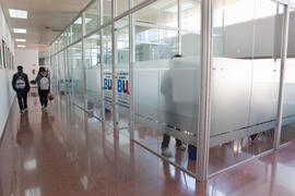 Biblioteca de Informática y Telecomunicaciones. Campus de Teatinos. Abril de 2013