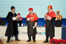 Investidura de Miquel Roca i Junyent como Doctor "Honoris Causa" por la Universidad de Málaga. Paraninfo. Diciembre de 2024
