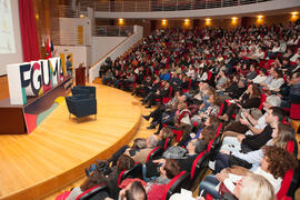 César Bona en su conferencia "Dialogando". Facultad de Derecho. Enero de 2017