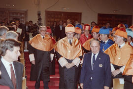 Investidura como Doctor "Honoris Causa" de D. Victorio Valle Sánchez por la Universidad de Málaga. Paraninfo. Enero de 1998