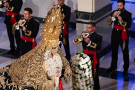 Imagen de María Santísima de la Esperanza en la Casa Hermandad de la Archicofradía del Paso y la ...